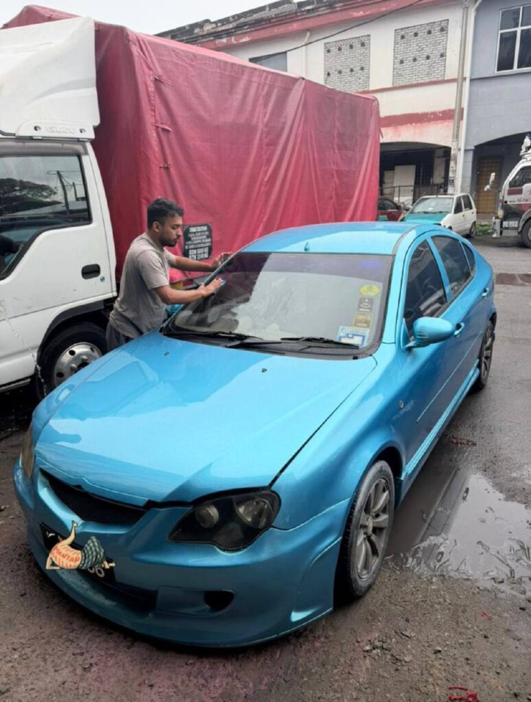 photo 6240191910765071254 y